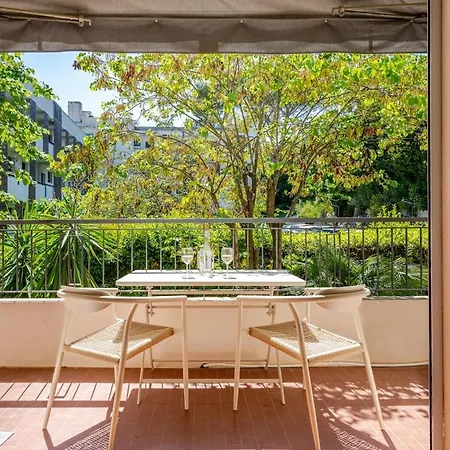 Le Val Fleuri Calme Et Terrasse Apartmán